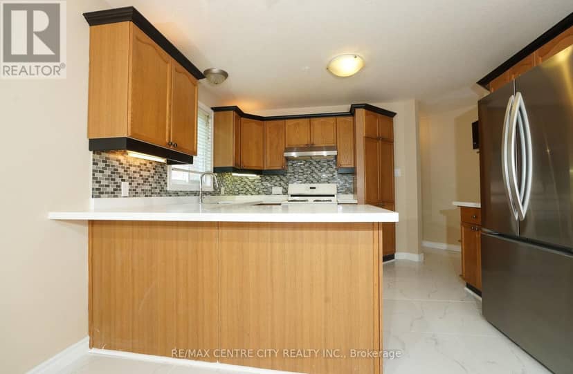 742 Marigold Street — photo 5 of 30