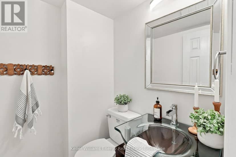 6 Overbank Drive — photo 38 of 40