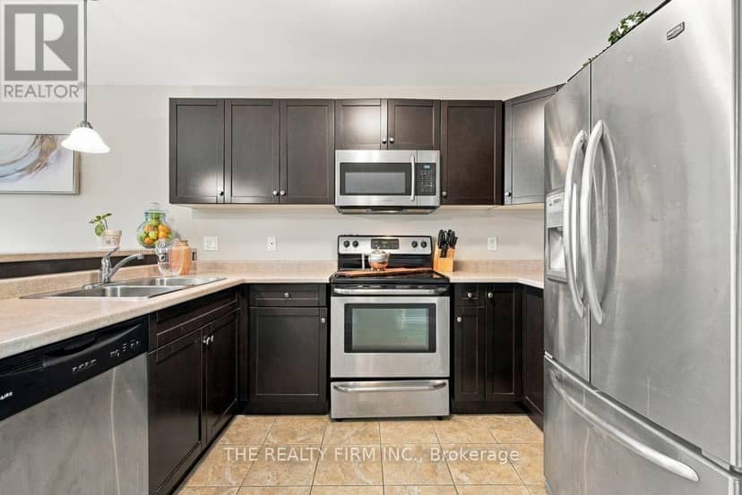 884 Reeves Avenue — photo 14 of 40