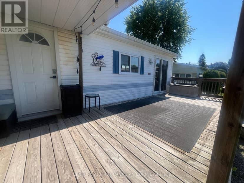 13 St. Lucia Lane — photo 12 of 14