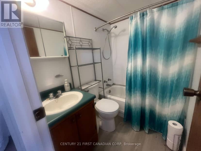 13 St. Lucia Lane — photo 9 of 14