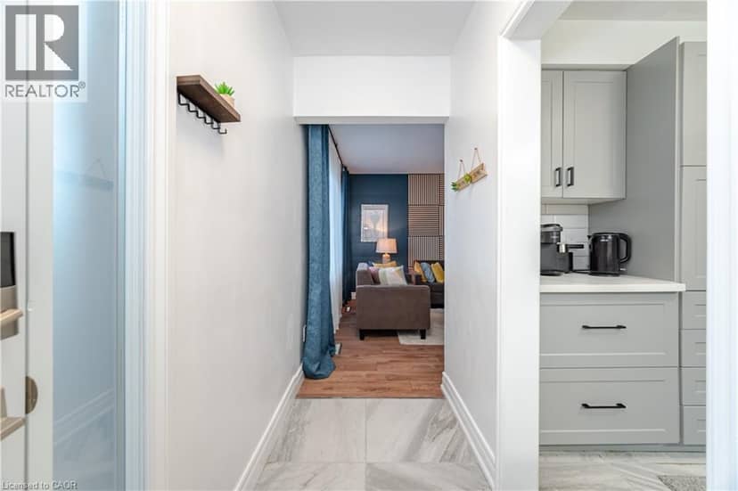 297 MOHAWK Road W, Hamilton, photo 5