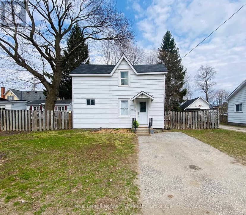 630 First Street S, Gravenhurst