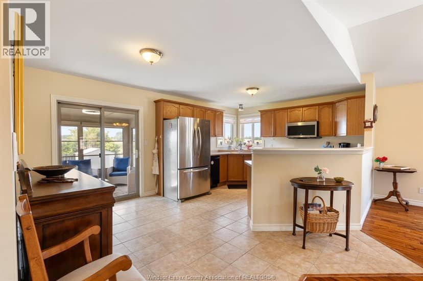 837 Cottage Grove — photo 9 of 40