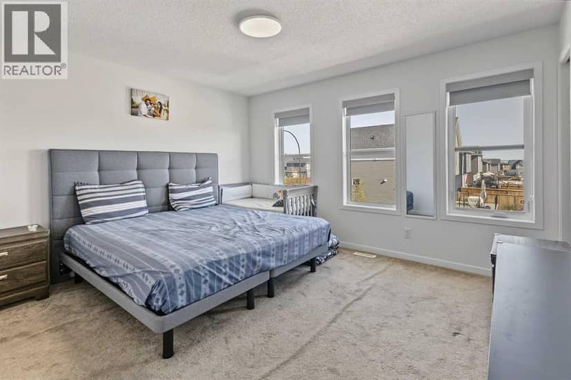 16 Howse Crescent NE — photo 17 of 35