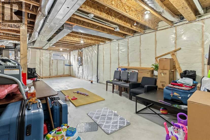 16 Howse Crescent NE — photo 26 of 35