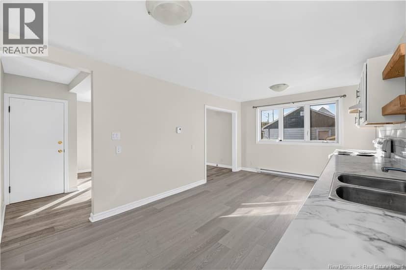 50 Leslie — photo 10 of 40