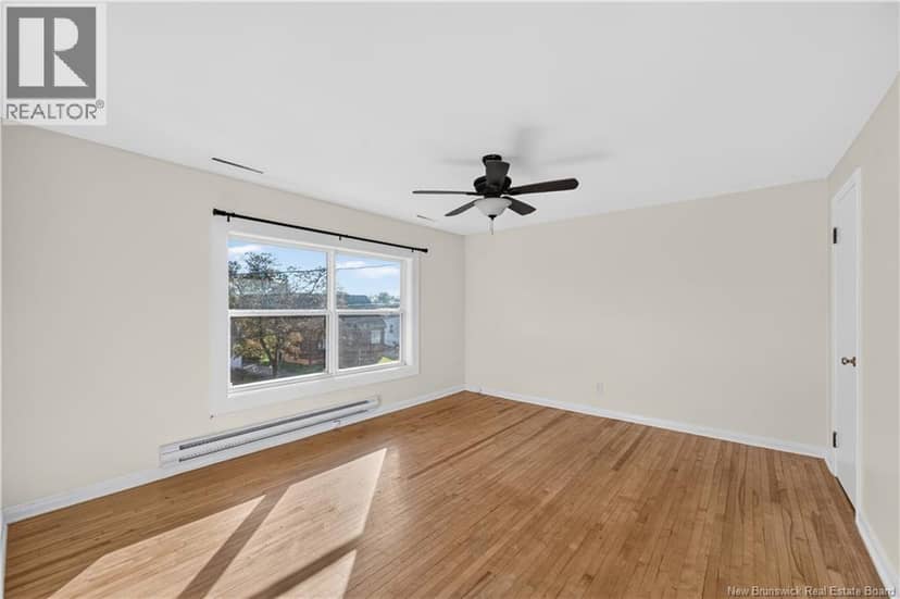 50 Leslie — photo 16 of 40