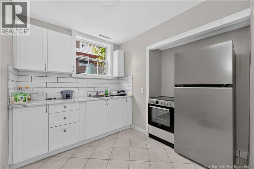 50 Leslie — photo 25 of 40