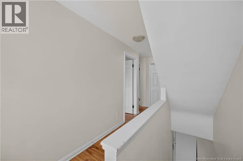 50 Leslie — photo 13 of 40