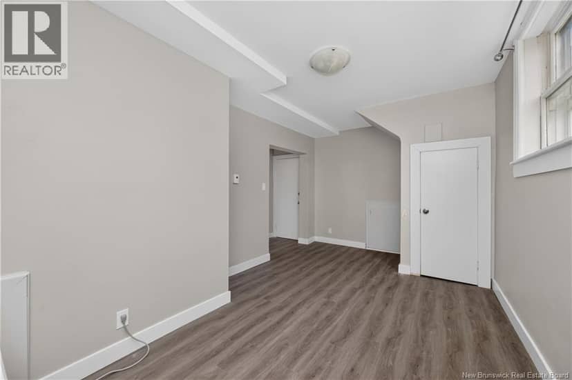50 Leslie — photo 24 of 40