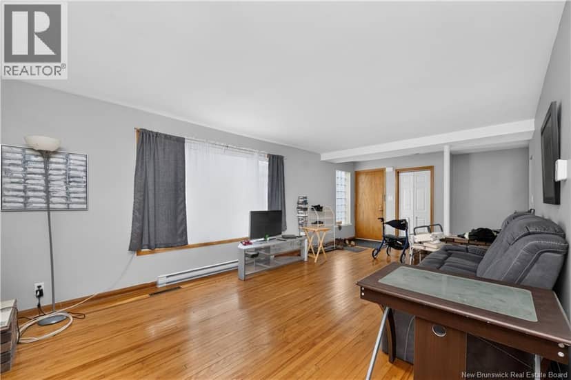 50 Leslie — photo 28 of 40