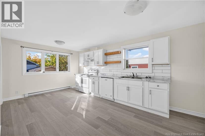 50 Leslie — photo 11 of 40