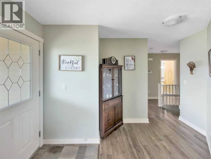 128 12 Ave NE, Sundre, photo 6