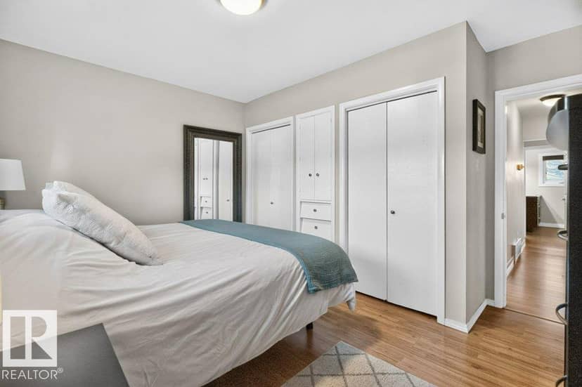 5412 90A AV NW — photo 20 of 40