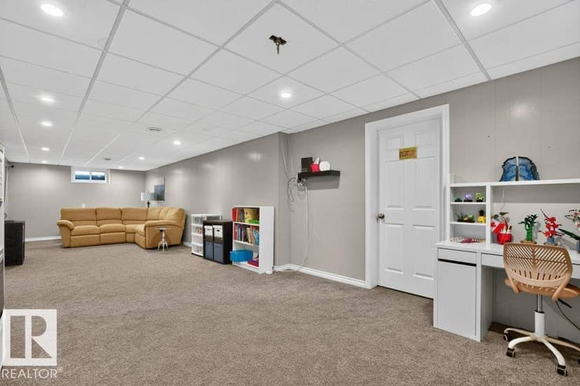 5412 90A AV NW — photo 27 of 40