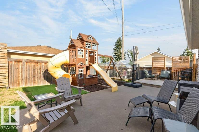 5412 90A AV NW — photo 38 of 40