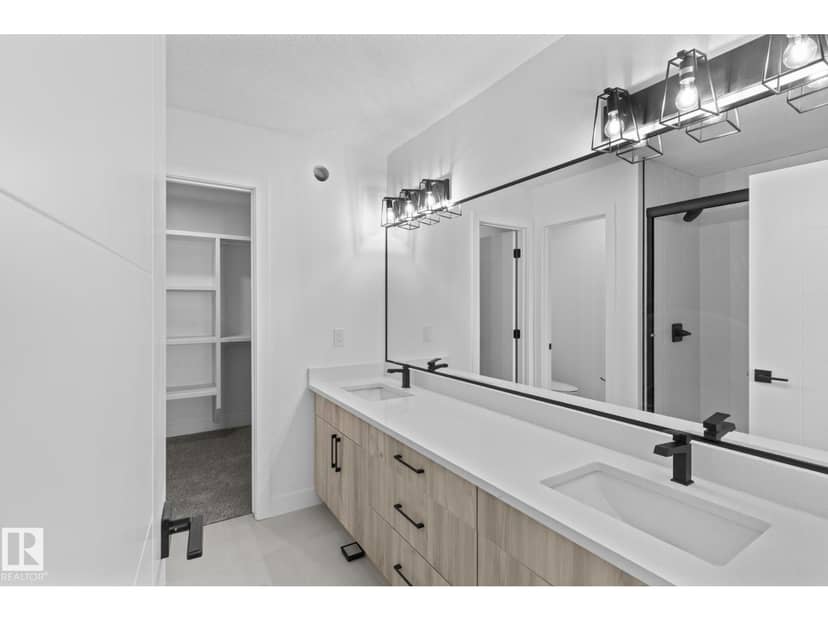 90 Spring LI — photo 14 of 21