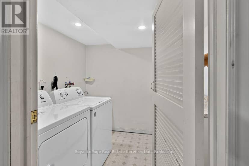 1531 Duncan Road — photo 37 of 40