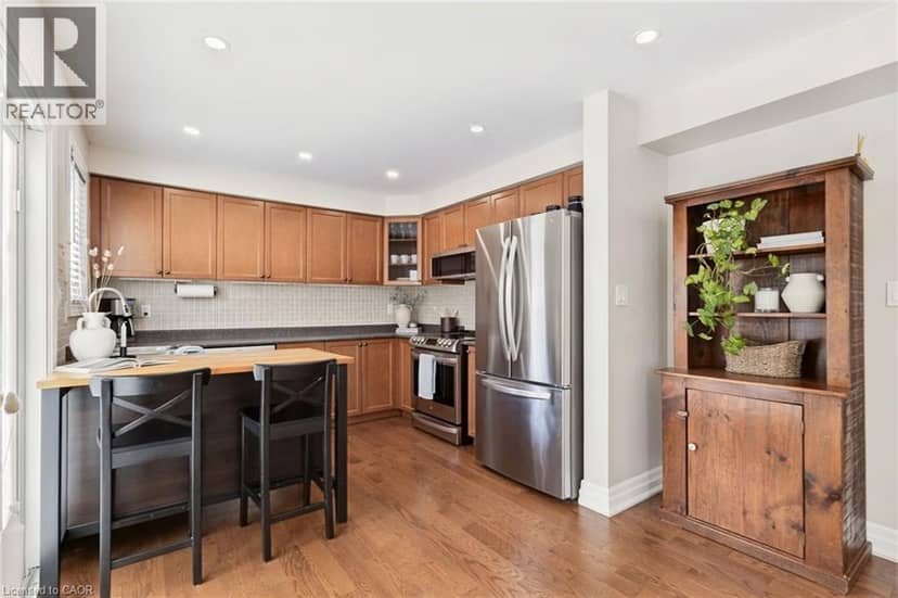 2163 SUTTON Drive — photo 12 of 40