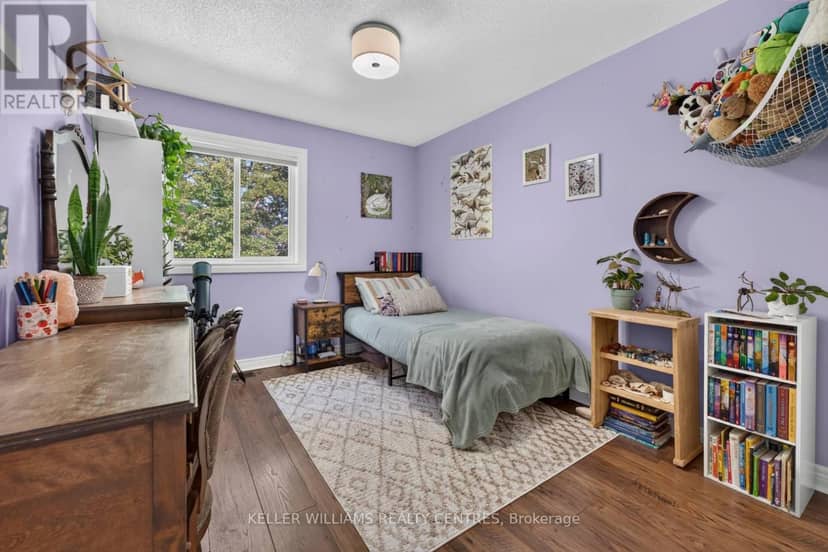 12 Lancaster Court — photo 12 of 17