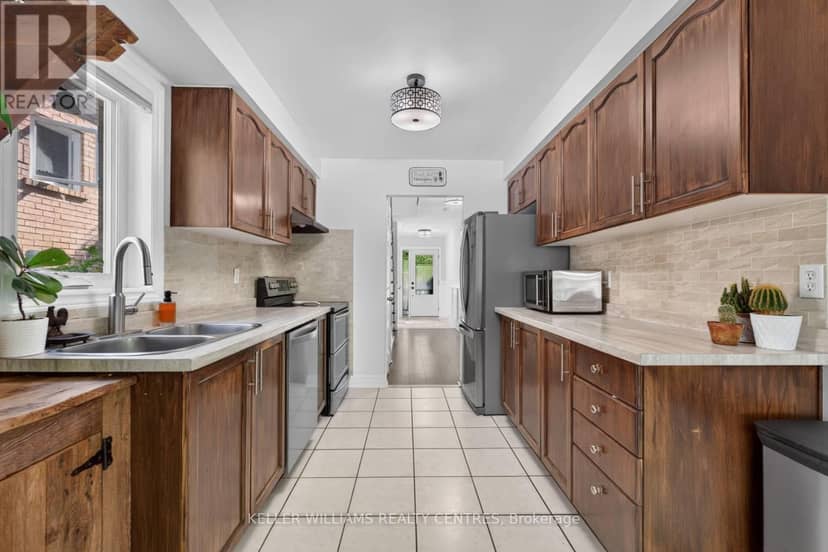 12 Lancaster Court, Georgina, photo 5