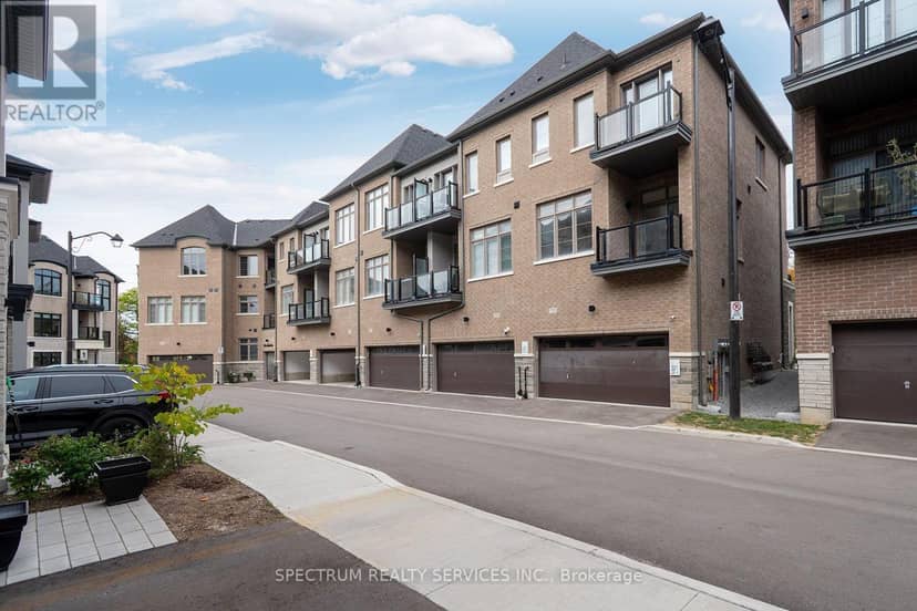 110 De La Roche Drive — photo 36 of 40