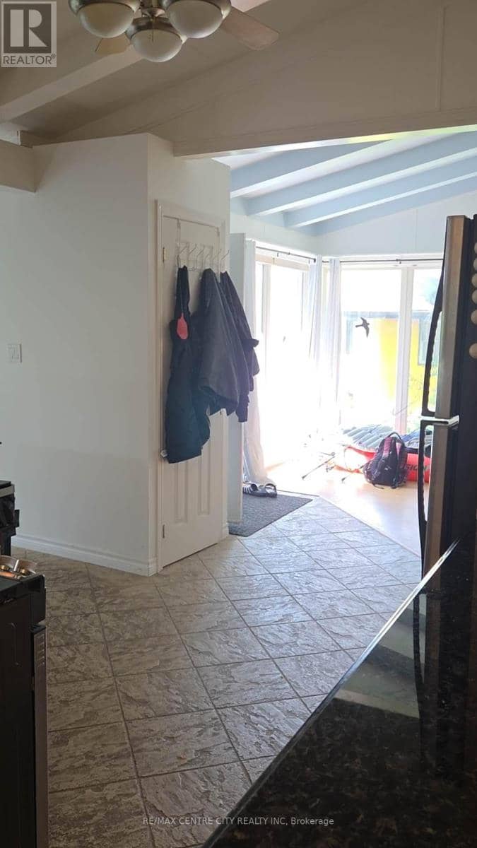 20863 Wye Creek Drive, Thames Centre, photo 5