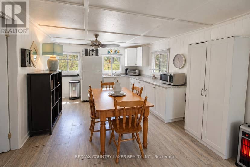 77 McGuire Beach Road, Kawartha Lakes, photo 8