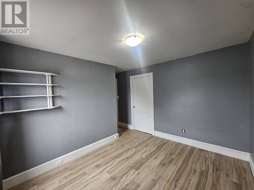 6 Alphonse Street — photo 20 of 25