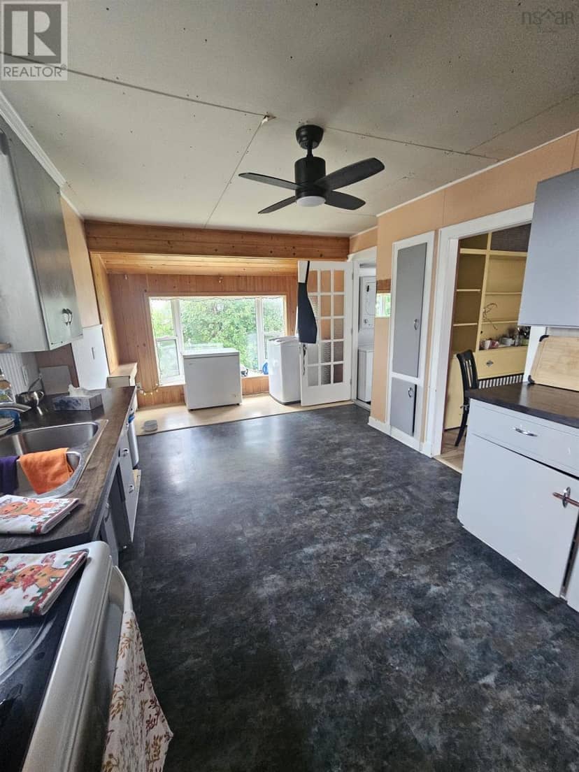 6 Alphonse Street, Glace Bay, photo 8