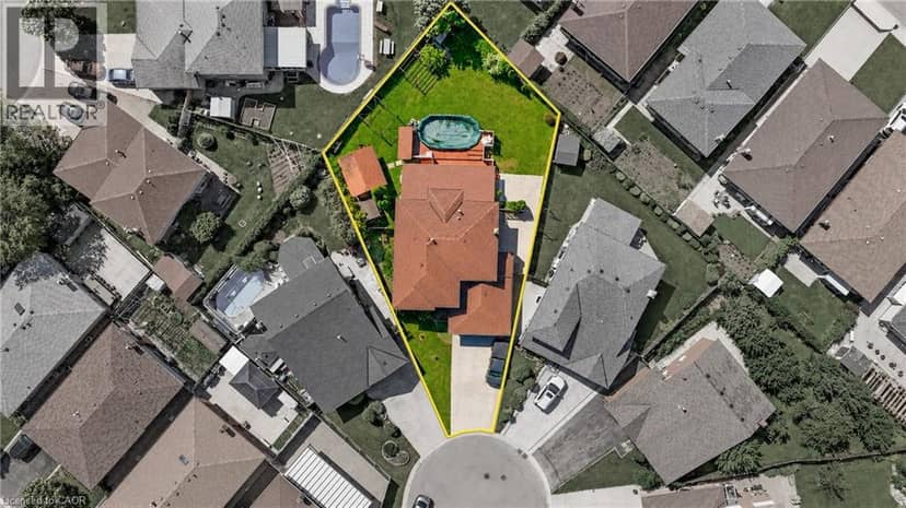 15 TALIA Court — photo 2 of 34
