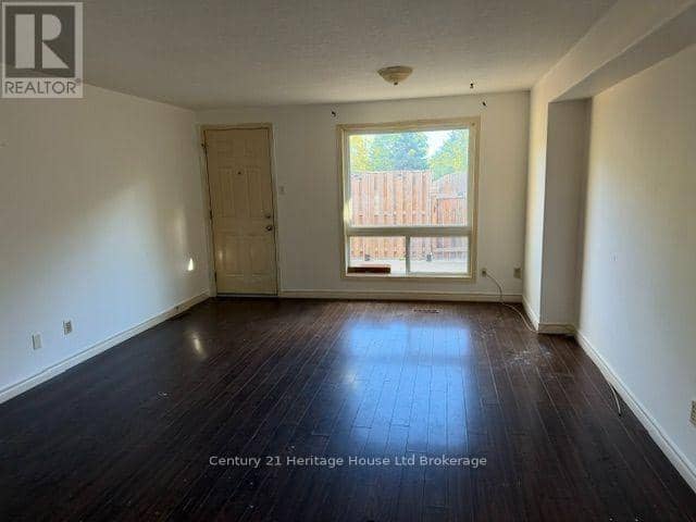 13 - 900 James Street — photo 3 of 10