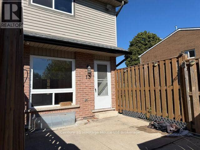 13 - 900 James Street — photo 10 of 10