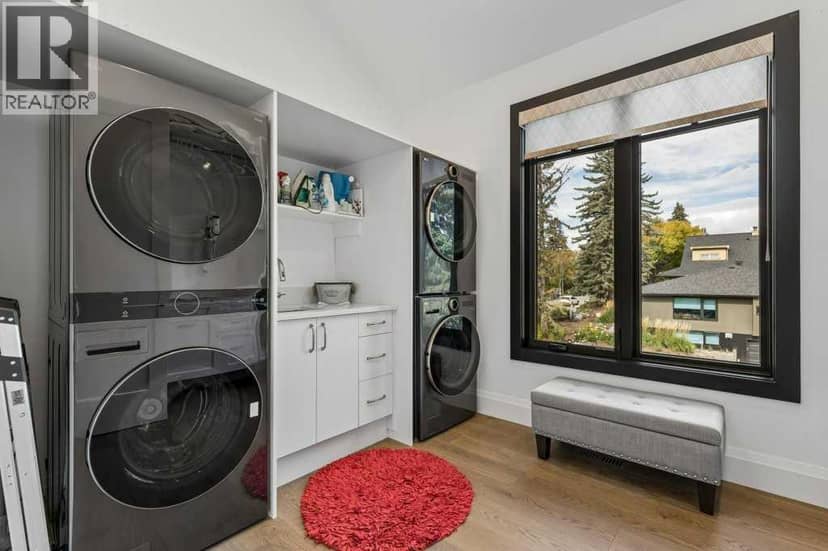 1217 38 Avenue SW — photo 35 of 40