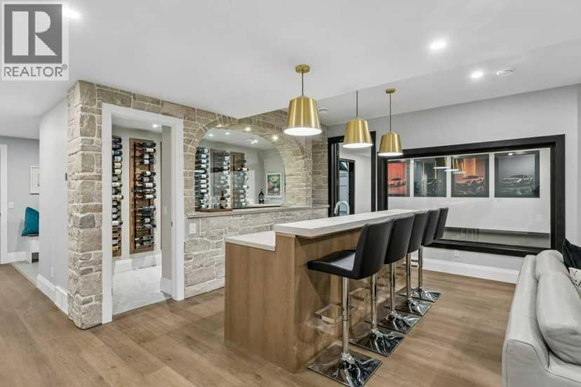 1217 38 Avenue SW — photo 38 of 40