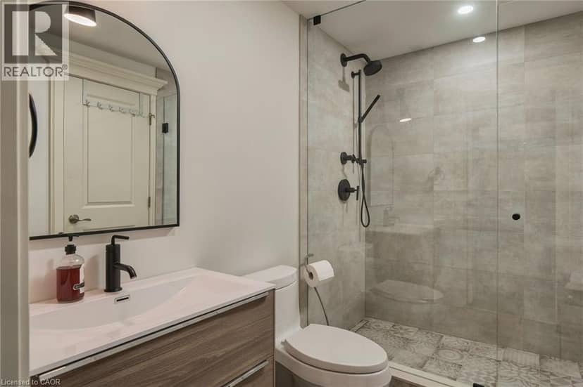 1074 LAVENDER Lane — photo 34 of 40
