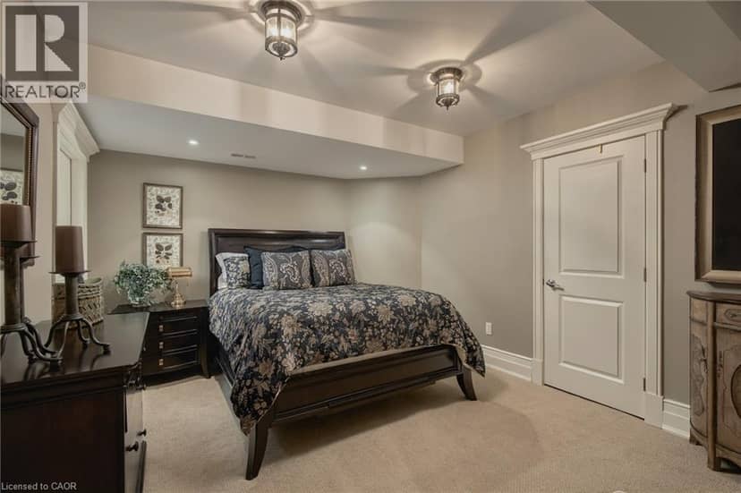 1074 LAVENDER Lane — photo 31 of 40