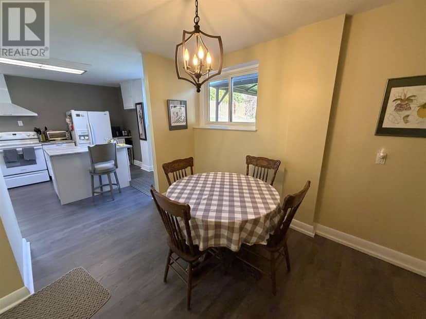 4 Timmins RD — photo 14 of 36