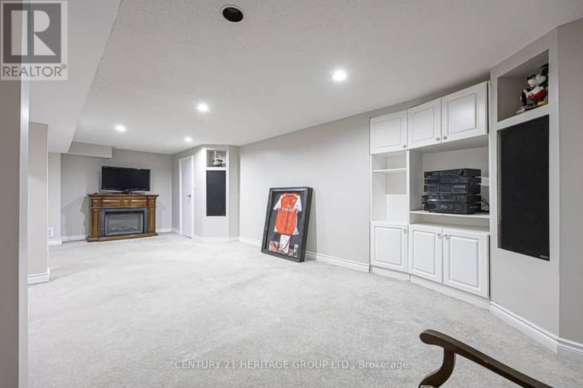 169 Delayne Drive — photo 33 of 40