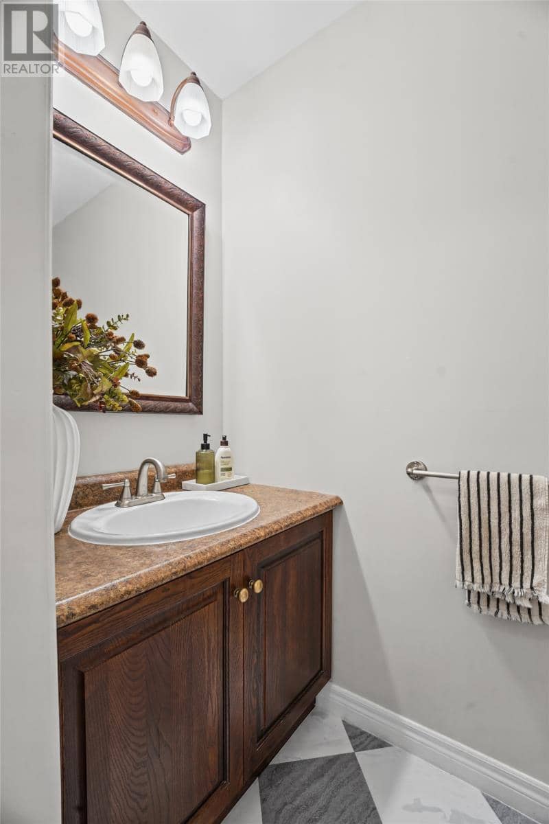 84 Gil Eannes Drive — photo 15 of 40