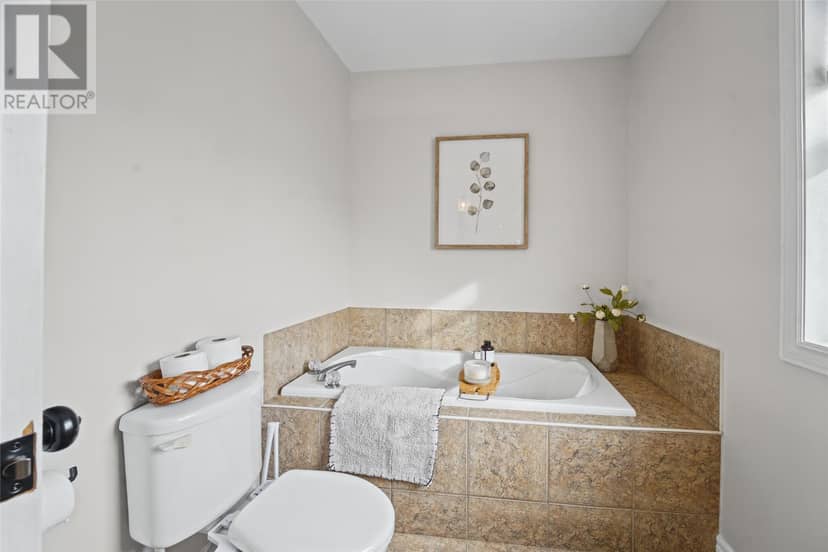 84 Gil Eannes Drive — photo 19 of 40