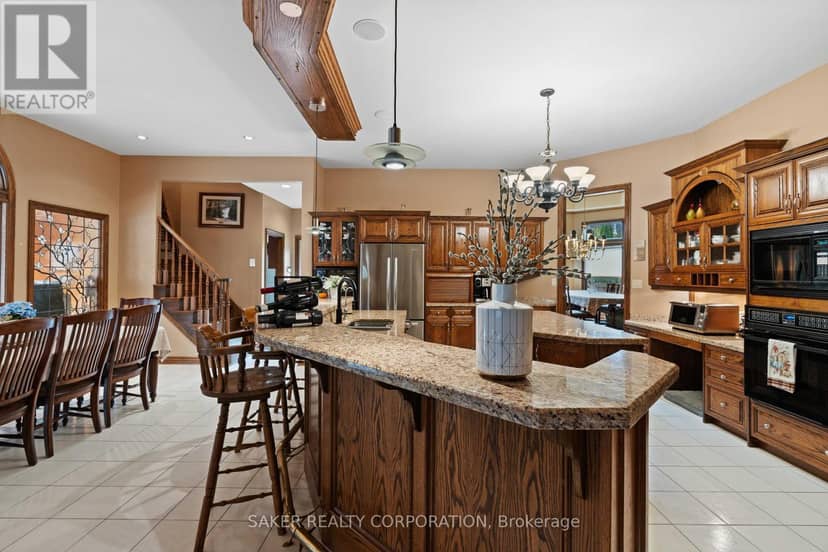 569 Franklinway Gate — photo 18 of 40