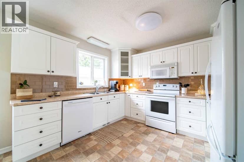 1622 11 Avenue, Wainwright, photo 4