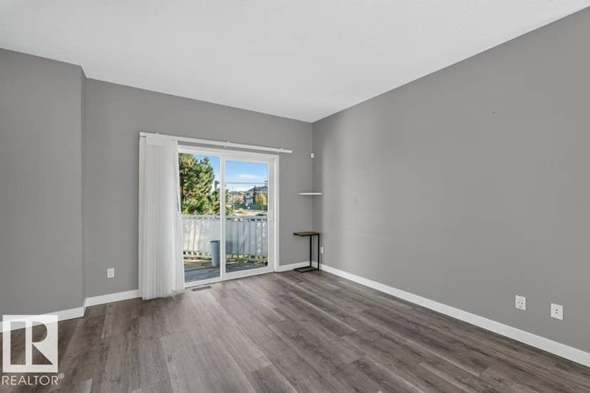 #12 320 Secord Bv NW — photo 13 of 40