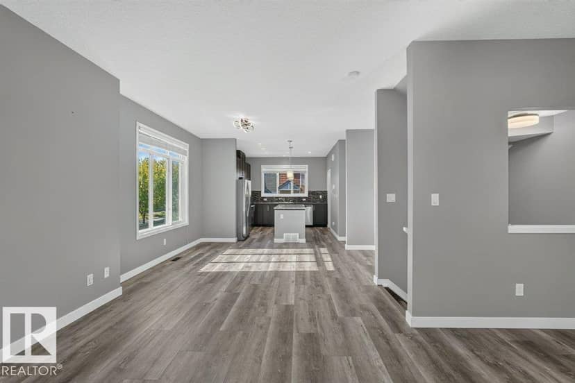 #12 320 Secord Bv NW — photo 15 of 40