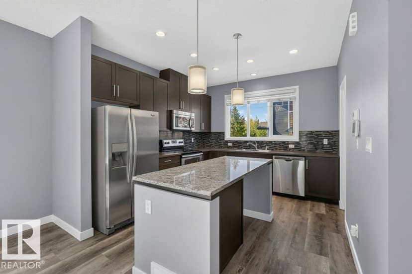 #12 320 Secord Bv NW — photo 18 of 40