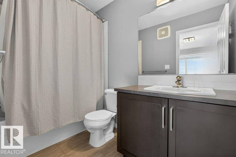 #12 320 Secord Bv NW — photo 36 of 40