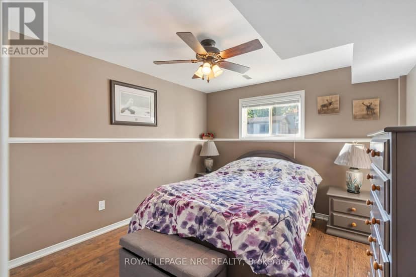 32 Lavinia Street — photo 31 of 40