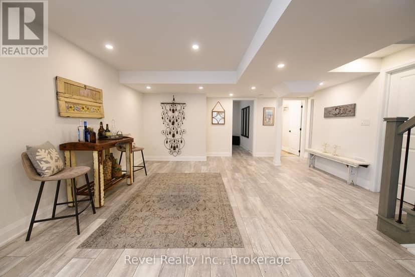 101 Reed Way — photo 26 of 29